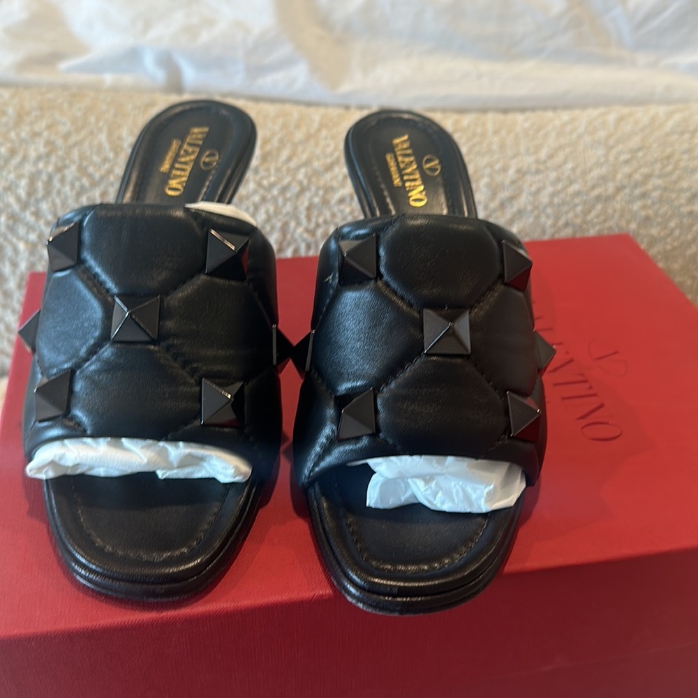 Valentino Garavani
Roman Stud Quilted Leather Mules slide